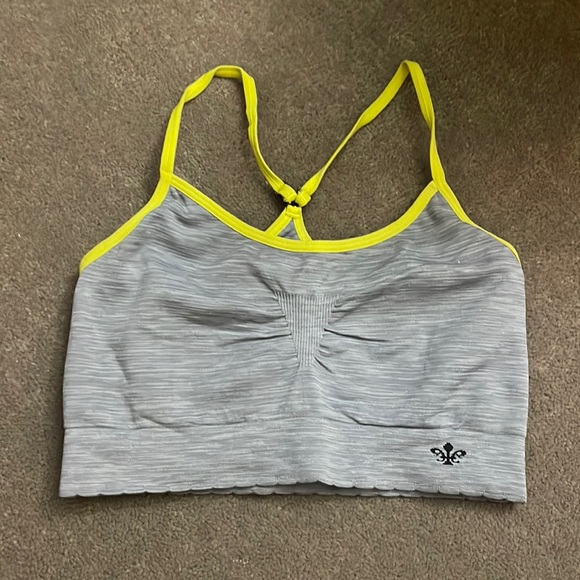 Lily of France Other - 🩵3for$10 Lily of France sports bra S/M